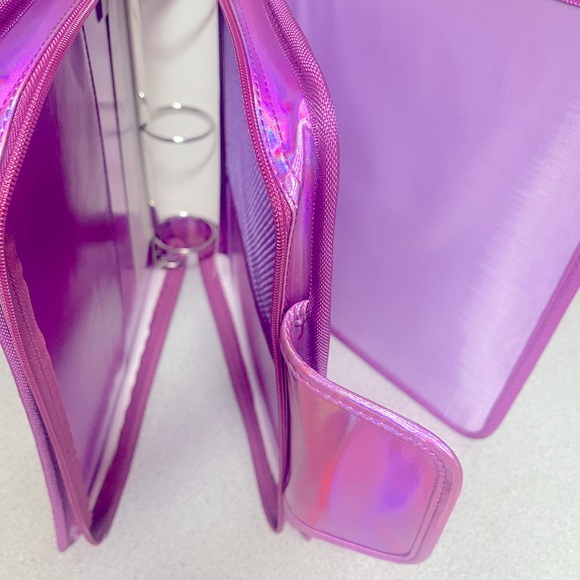 COPY - Three ring binder - Picture 7 of 13